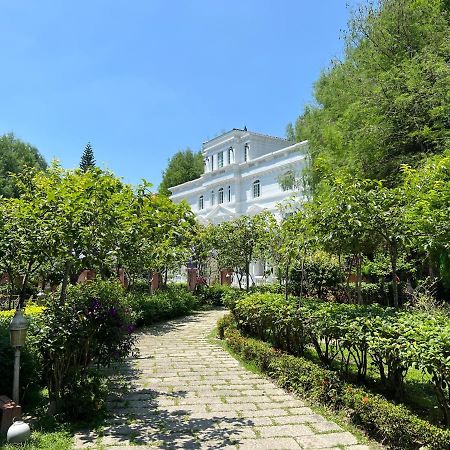 Chateau de Olliere Puli Exterior foto